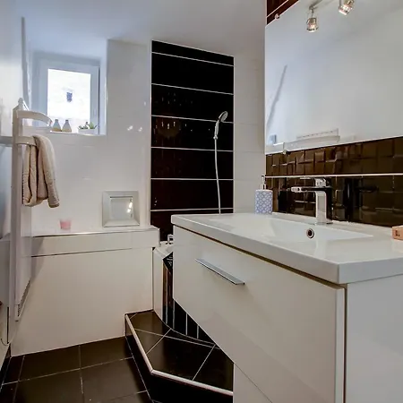Le Jeannin ★ Cosy & Clean ★